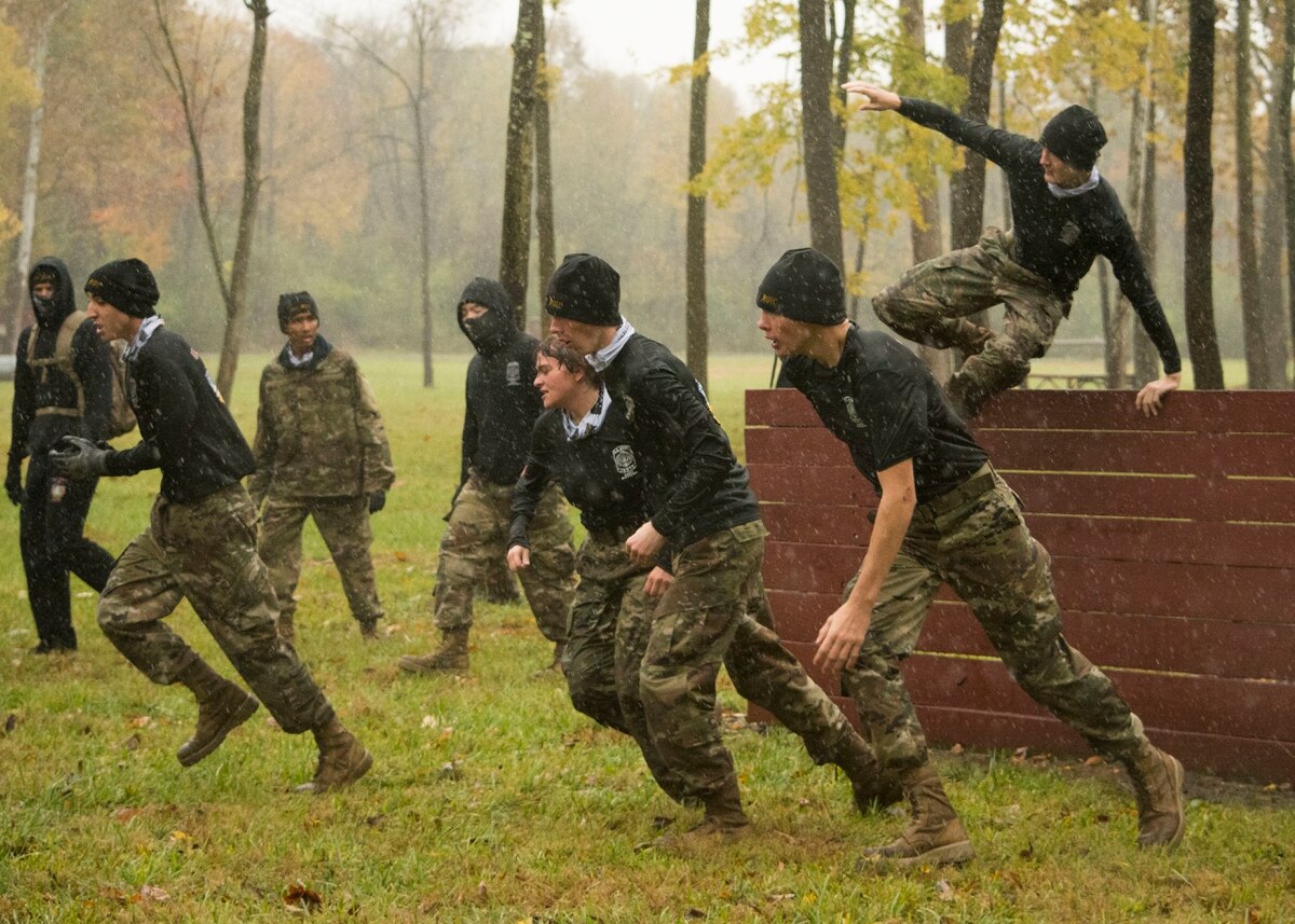 Indiana JROTC Cadets compete in the first State Raider Championship. (Capt. Jesse Bien/Army) - Image DOD